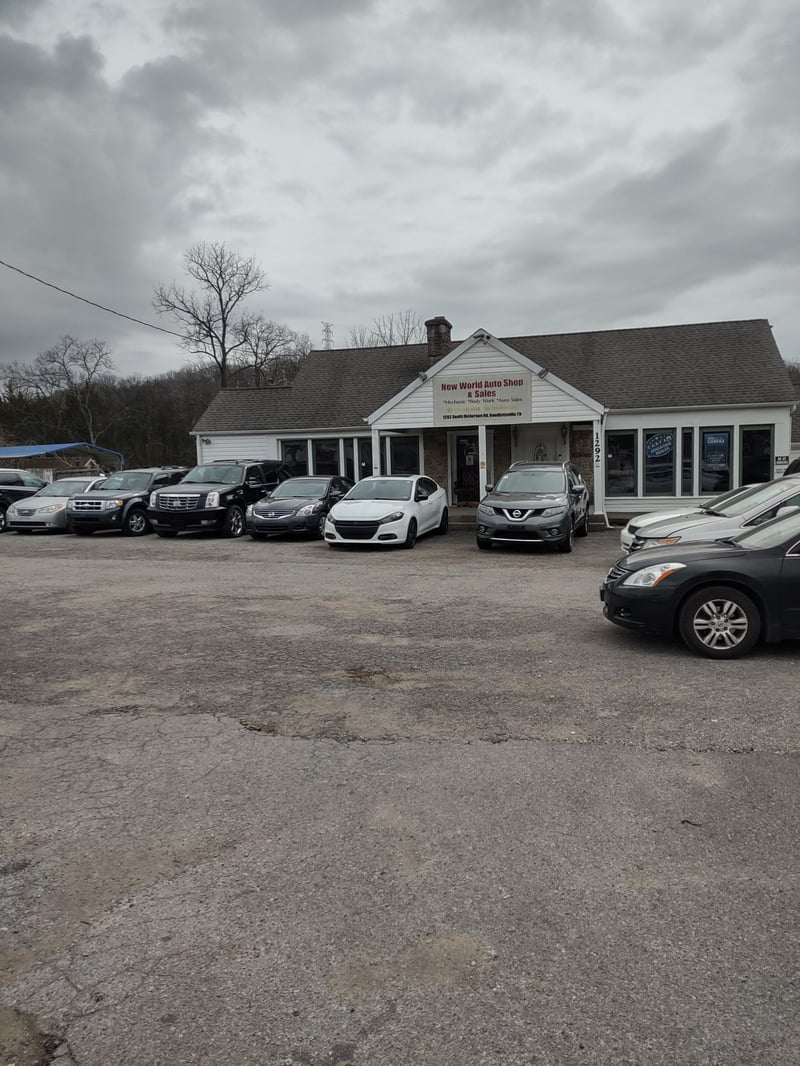 1292 S Dickerson Rd, Goodlettsville, TN 37072