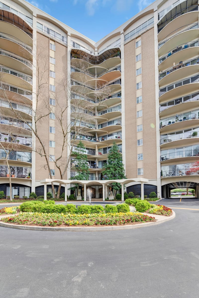 4215 Harding Pike #1003, Nashville, TN 37205