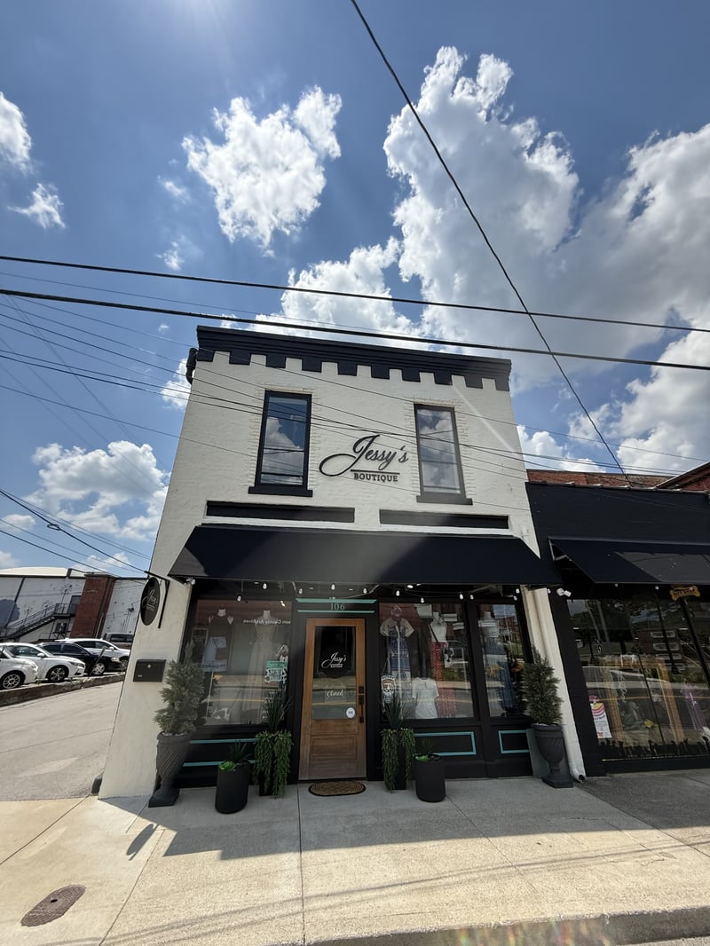 106 S College St, Lebanon, TN 37087