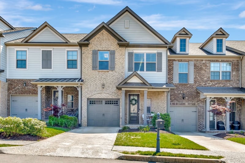 1440 Channing Dr, Thompsons Station, TN 37179