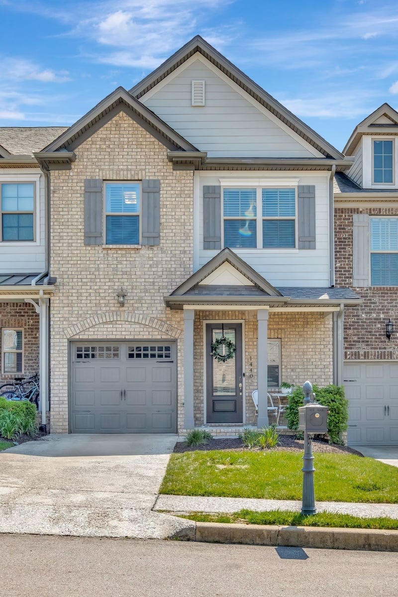 1440 Channing Dr, Thompsons Station, TN 37179