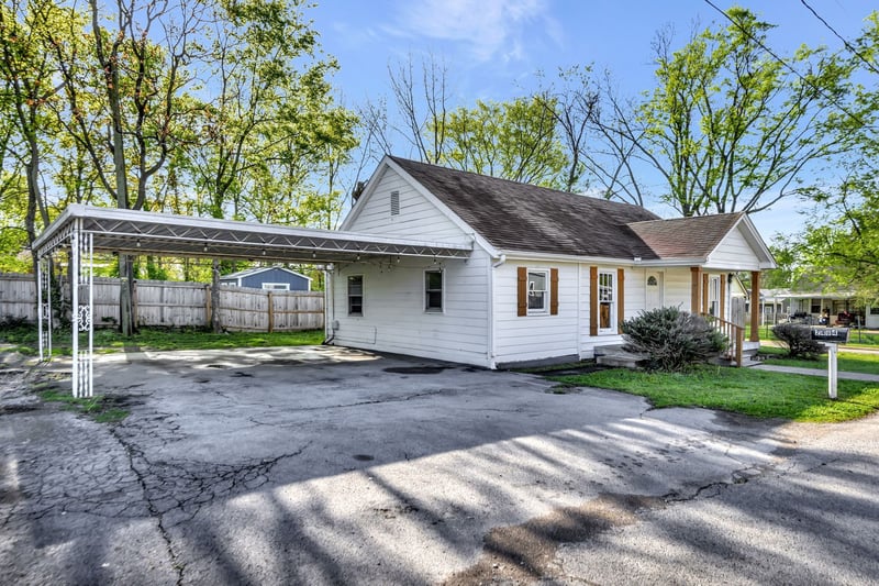 2404 Burbank Ave, Nashville, TN 37210