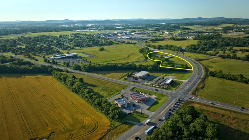 S Hartmann Dr, Lebanon, TN 37090