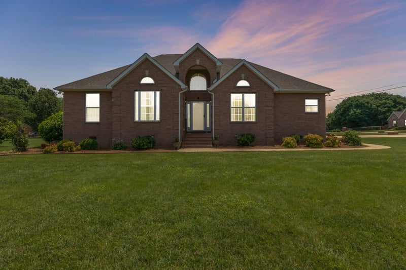 123 River Downs Blvd, Murfreesboro, TN 37128