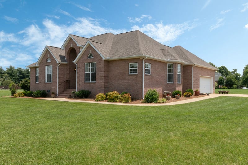 123 River Downs Blvd, Murfreesboro, TN 37128