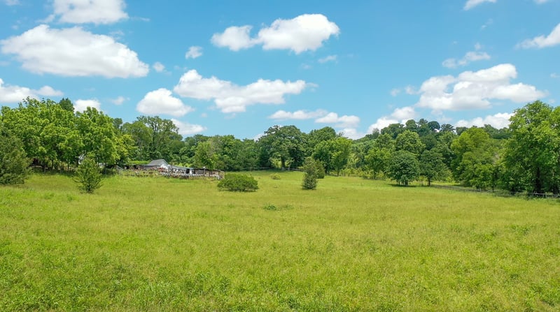 1668 Nashville Hwy, Columbia, TN 38401