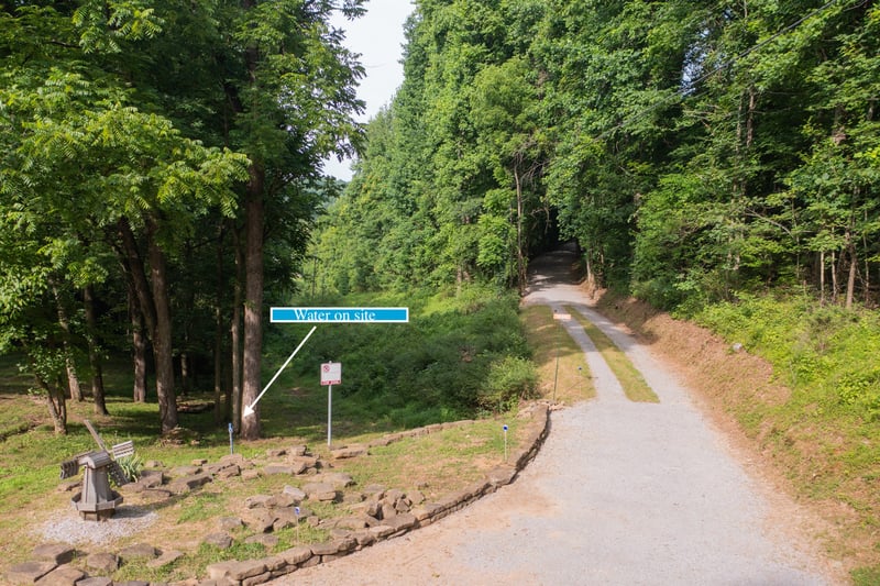 6839 Pulltight Hill Rd, College Grove, TN 37046