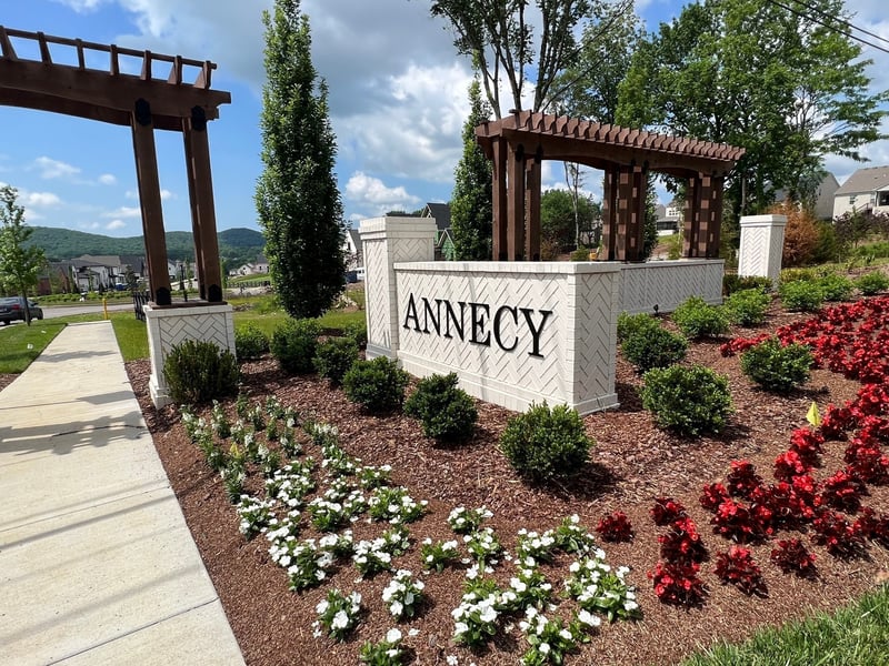 1048 Annecy Pkwy, Nolensville, TN 37135