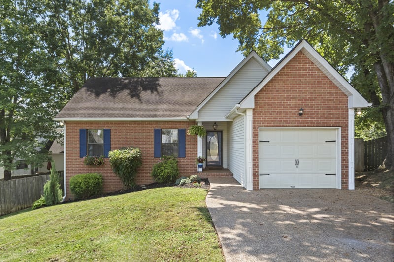 703 Dove Valley Ct, Nashville, TN 37221
