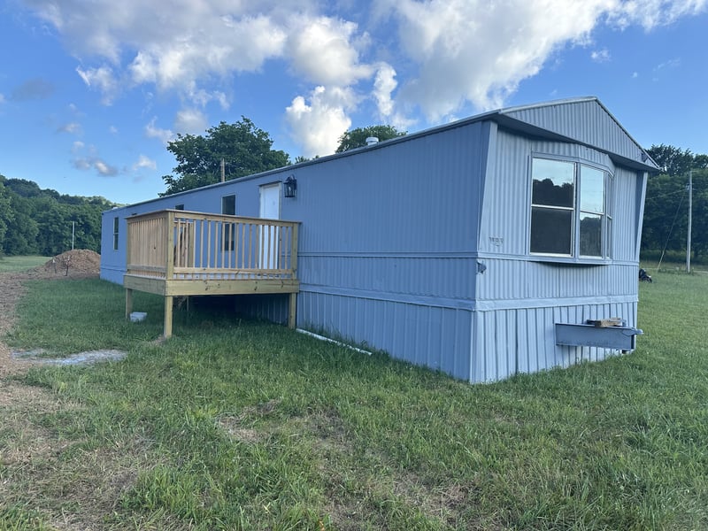 12 Young Rd, Buffalo Valley, TN 38548