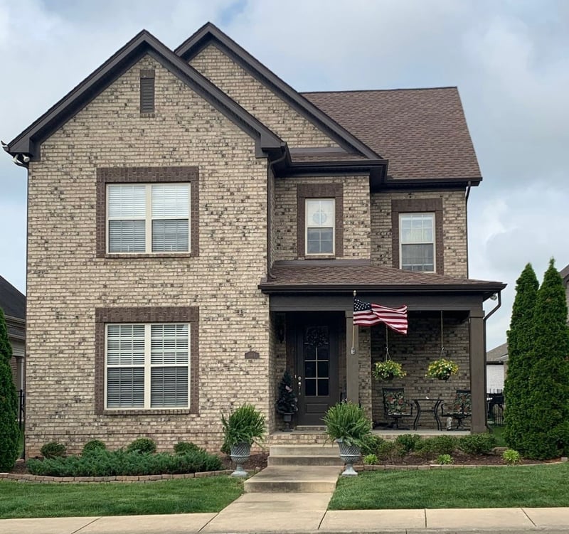 1084 N Mcmahan Dr, Gallatin, TN 37066