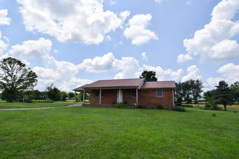135 Old Hwy 52w, Portland, TN 37148