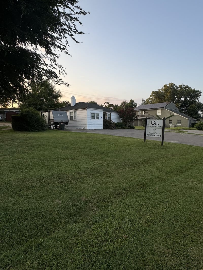 628 W Iris Dr, Nashville, TN 37204