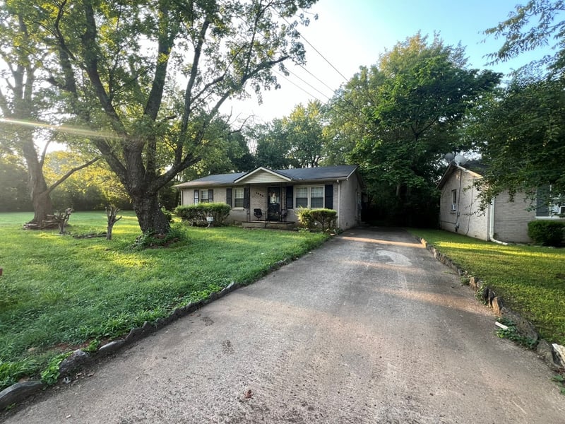 1330 Eagle St, Murfreesboro, TN 37130