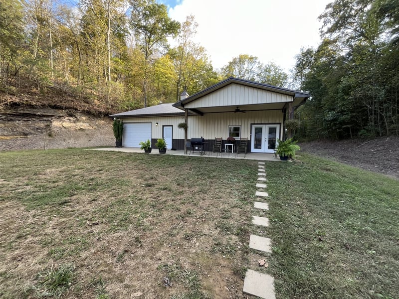 379 Nickens Ln, Pegram, TN 37143