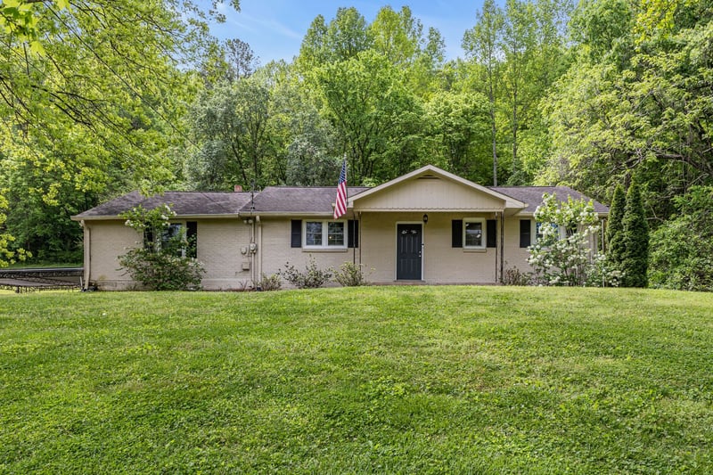 9005 Highway 100 , Nashville, TN 37221