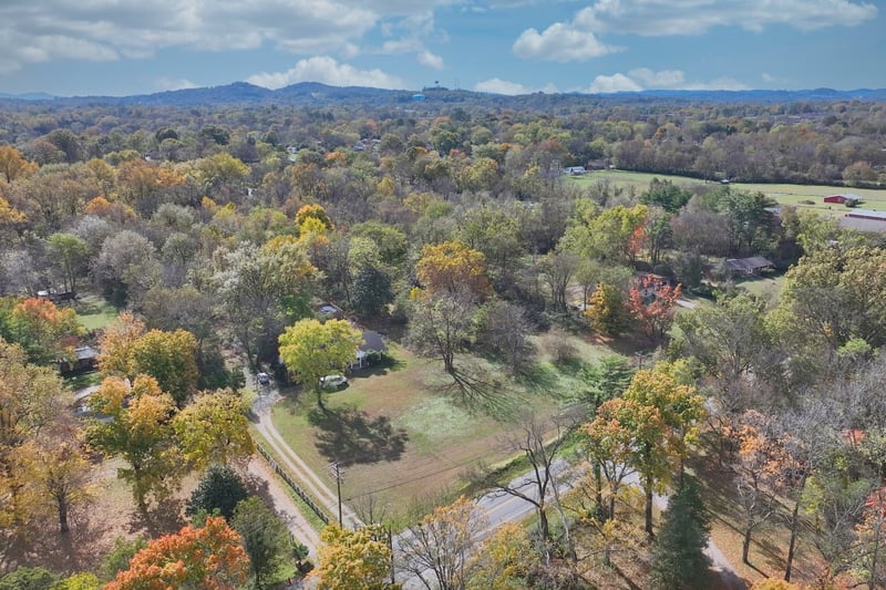 291 Haywood Ln, Nashville, TN 37211