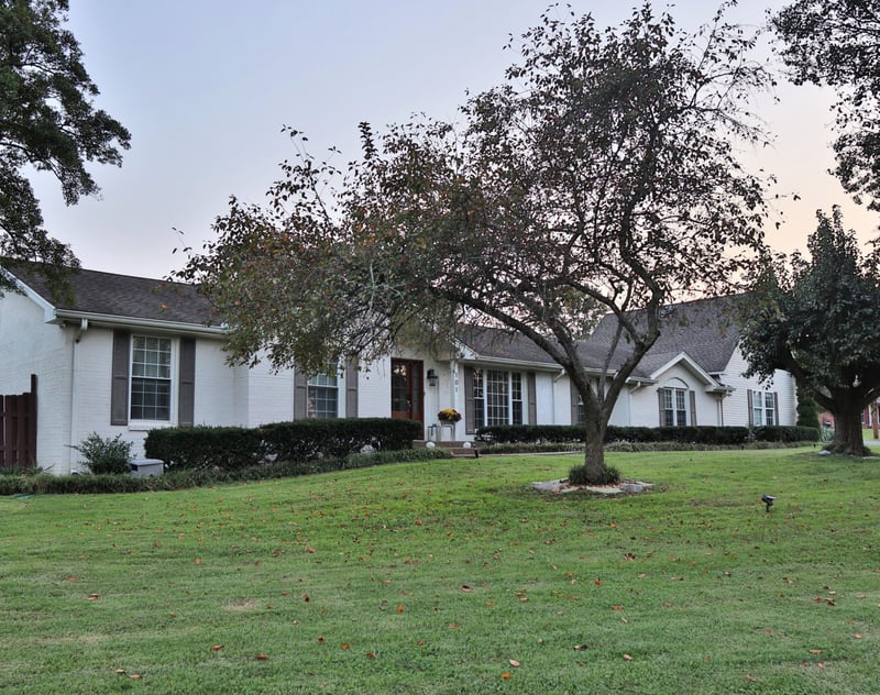 101 Highlander Dr, Hendersonville, TN 37075