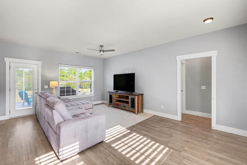 3178 Rucker Rd, Christiana, TN 37037