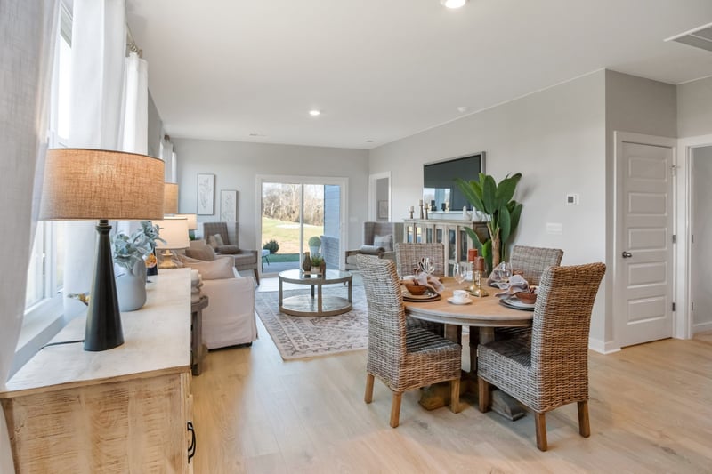 7062 Lang Ave, White House, TN 37188