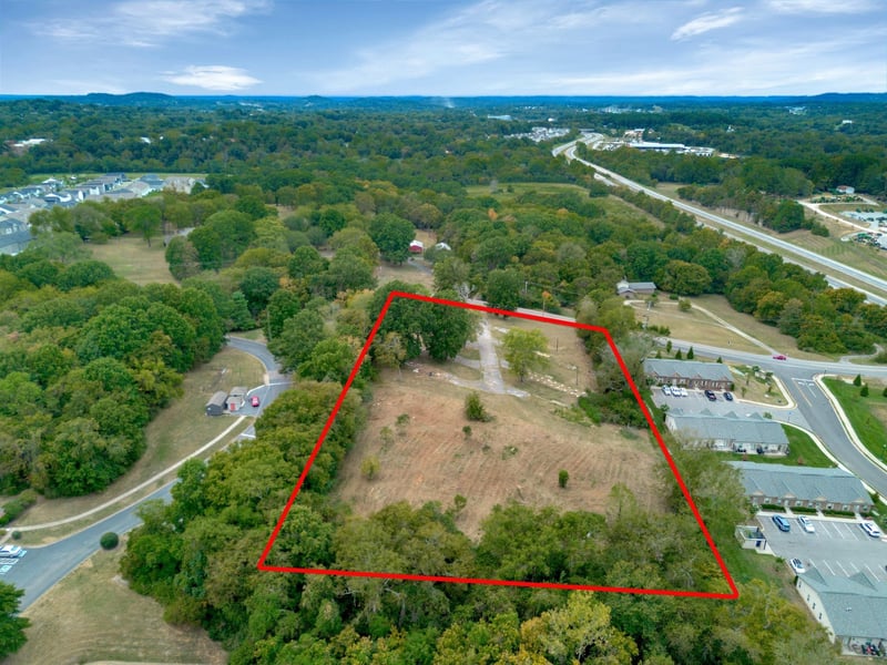 220 Theta Pike, Columbia, TN 38401