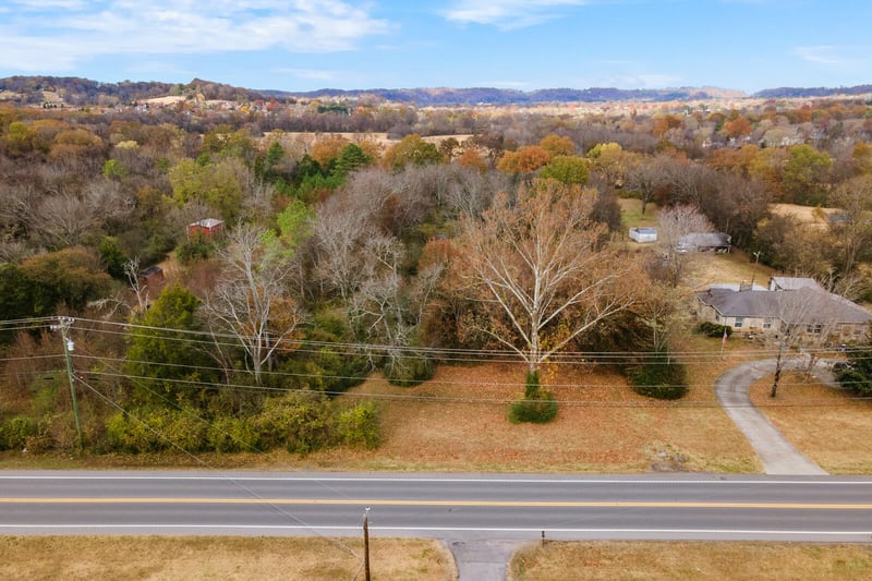 7950 Highway 100 , Nashville, TN 37221