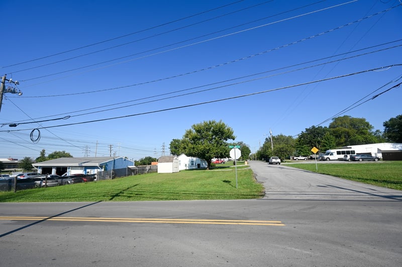 728 Old Salem Rd, Murfreesboro, TN 37129