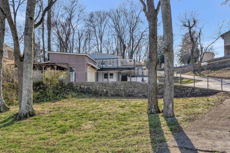 645 Lakeview Cir, Mount Juliet, TN 37122