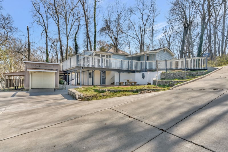 645 Lakeview Cir, Mount Juliet, TN 37122