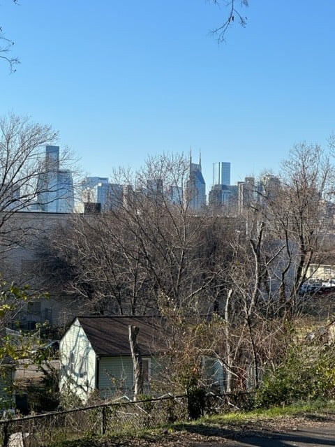 1002 Ozark St, Nashville, TN 37206