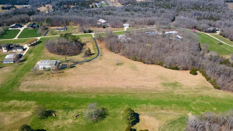 205 Gwynn Rd #Hangar 8, Lebanon, TN 37090