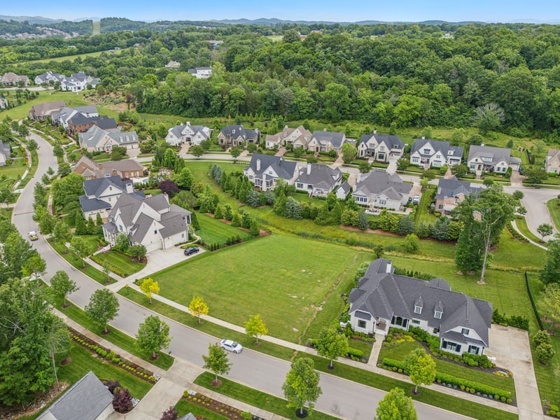 8460 Heirloom Blvd, College Grove, TN 37046