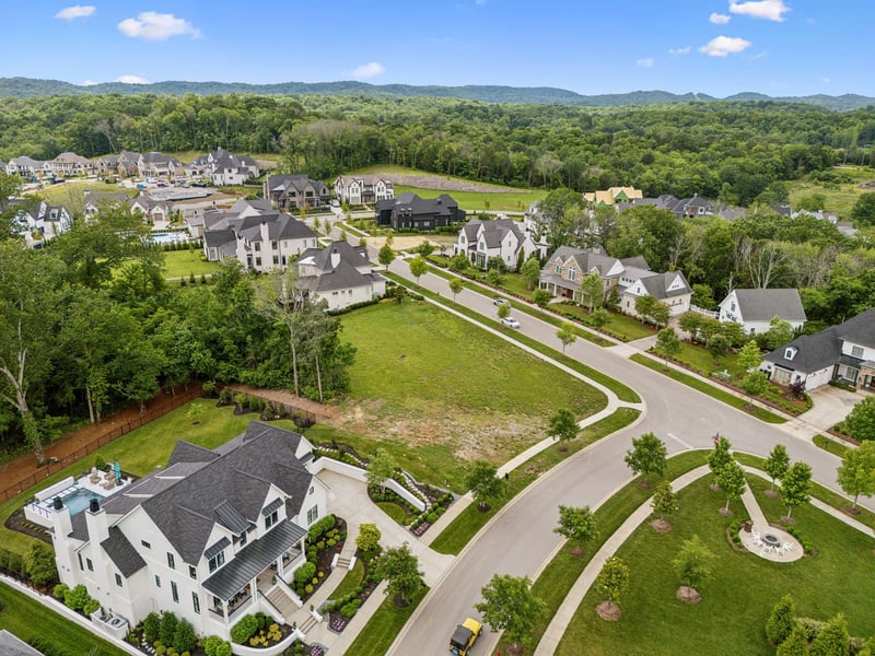 8601 Belladonna Dr, College Grove, TN 37046