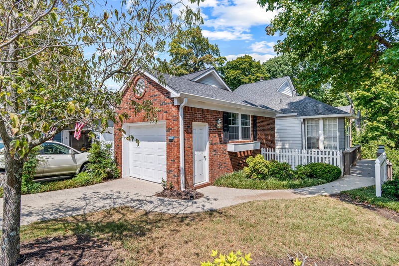 231 Green Harbor Rd #113A, Old Hickory, TN 37138