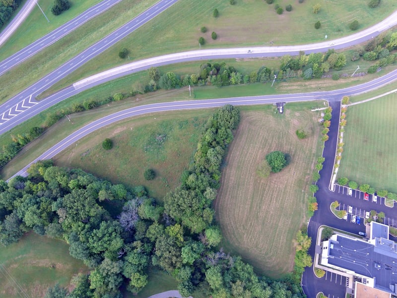 Hester Dr, White House, TN 37188