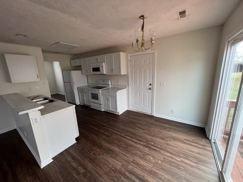 800 Cainbrook Ct, Antioch, TN 37013