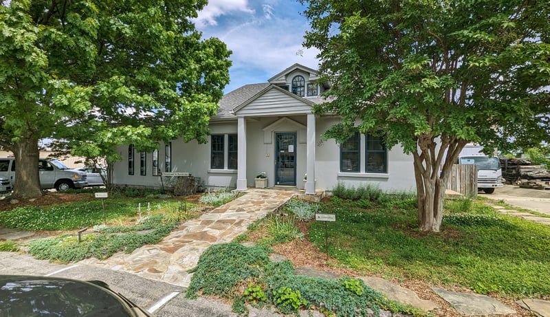 2606 Westwood Dr, Nashville, TN 37204