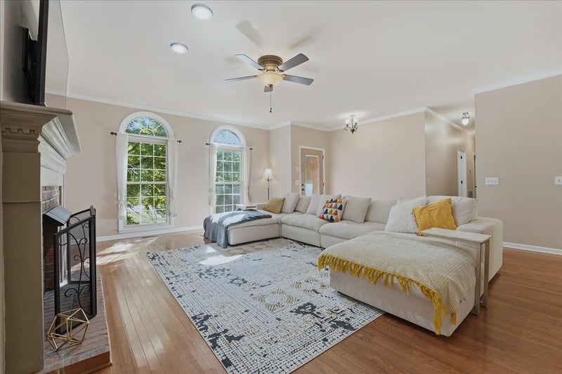 104 Kemper Ct, Springfield, TN 37172