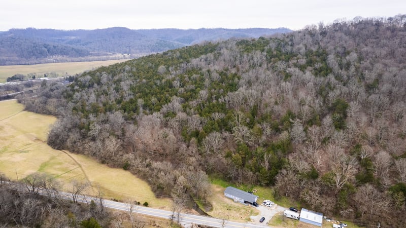 Lancaster Hw, Hickman, TN 38567
