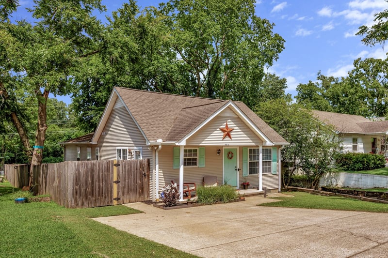 5812 Leslie Ave, Nashville, TN 37209