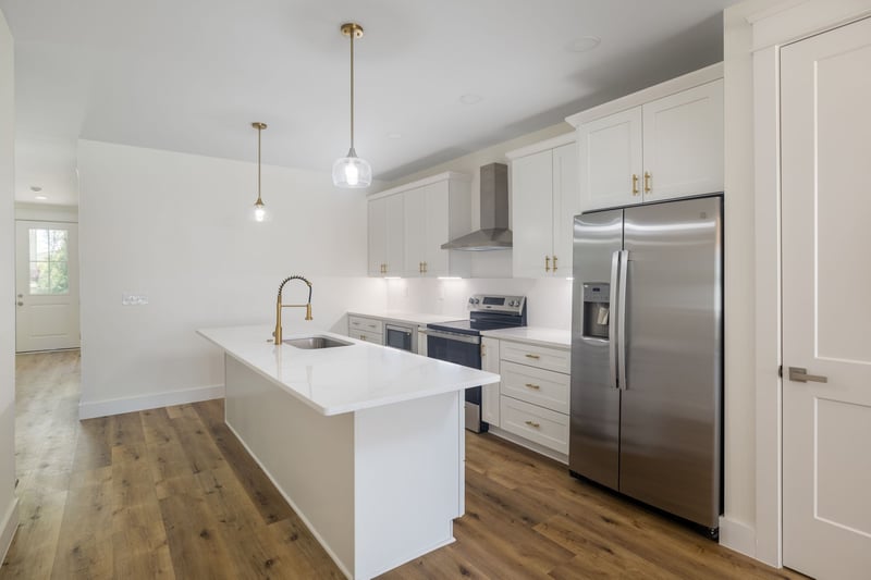 340A Peachtree St, Nashville, TN 37210