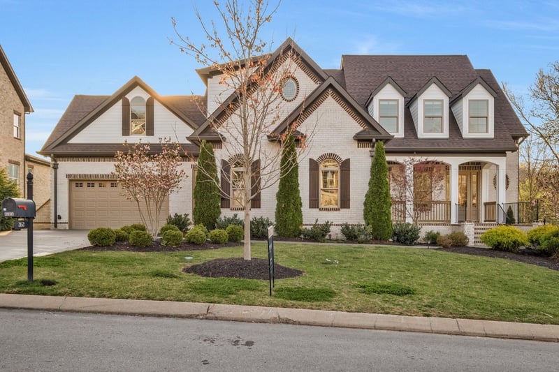 2152 Hartland Rd, Franklin, TN 37069