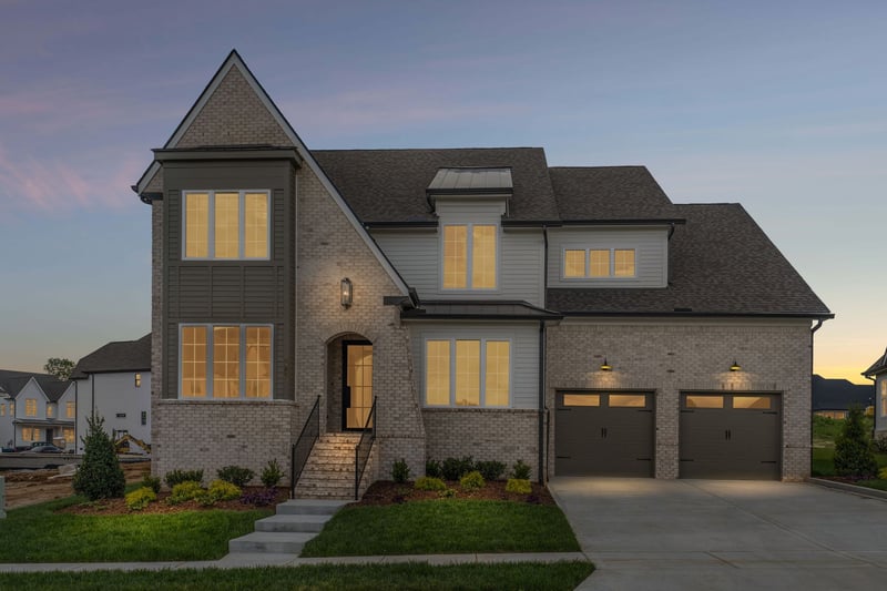 2915 Avenue Downs Dr, Thompsons Station, TN 37179