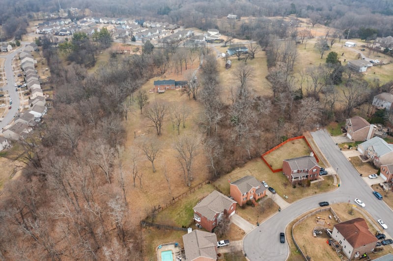 1133 Barnes Rd, Antioch, TN 37013