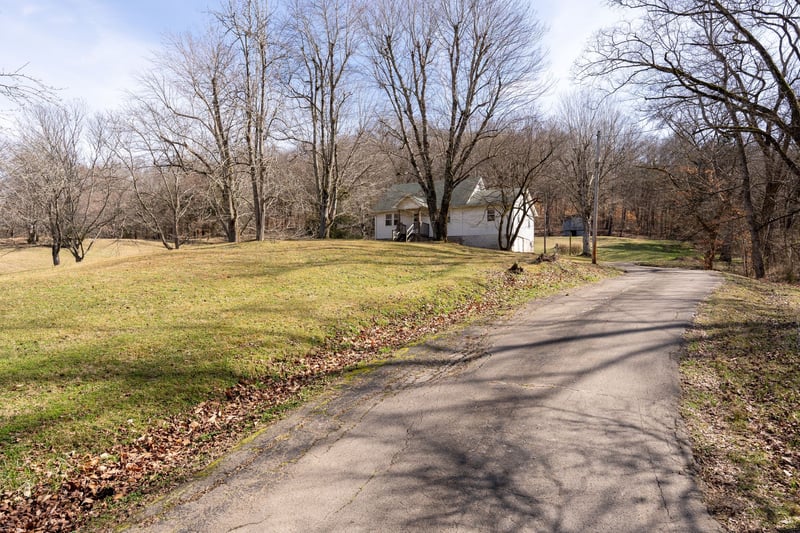 1214 Highway 70 , Kingston Springs, TN 37082