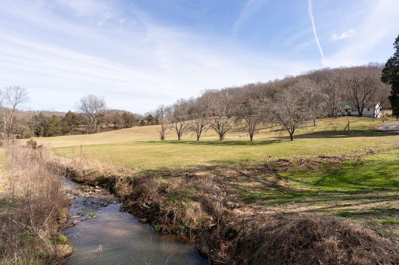 1214 Highway 70 , Kingston Springs, TN 37082