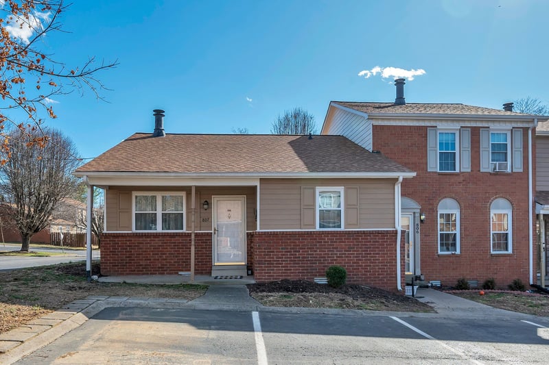 430 Walton Ferry Rd #807, Hendersonville, TN 37075