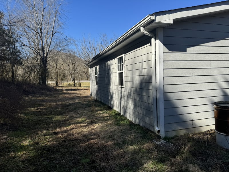 120 Harris Hollow Rd, Pleasant Shade, TN 37145