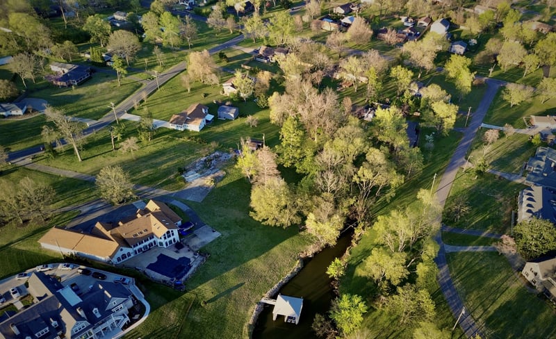 216 Cherokee Rd, Hendersonville, TN 37075
