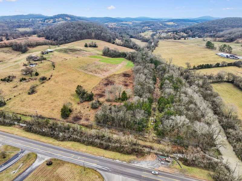 Gordonsville Hw, Gordonsville, TN 38563